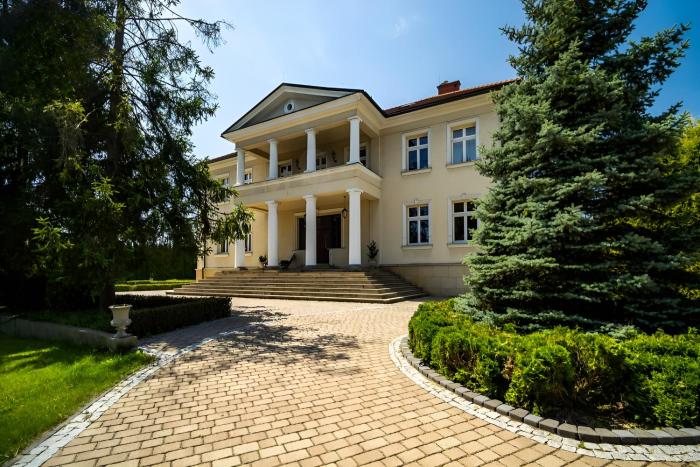 Experience History  Stunning Mansion near Krakow