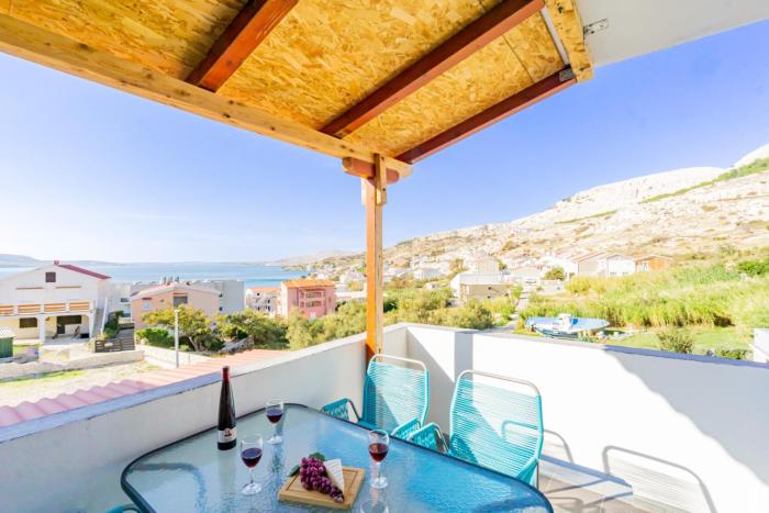 Kob Orog good location with sea views and modern decor