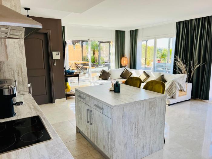 Penthouse au calme avec vue mer nature environnante et très grandes terrasses