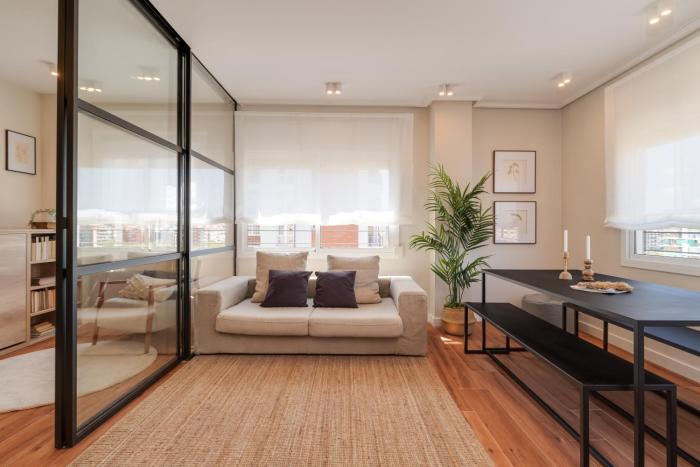 Sant Martí Apartment by Olala Homes