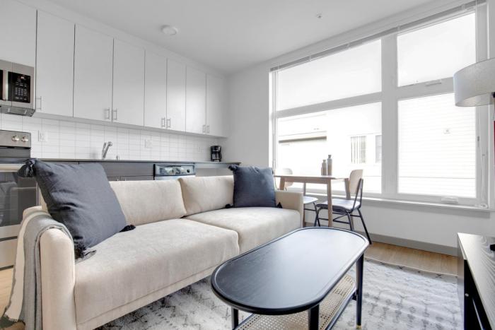 Columbia City Studio w WD Gym nr Light Rail SEA-347