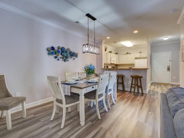 Luxury Tuscana condo - Pool & Hot Tub near Disney