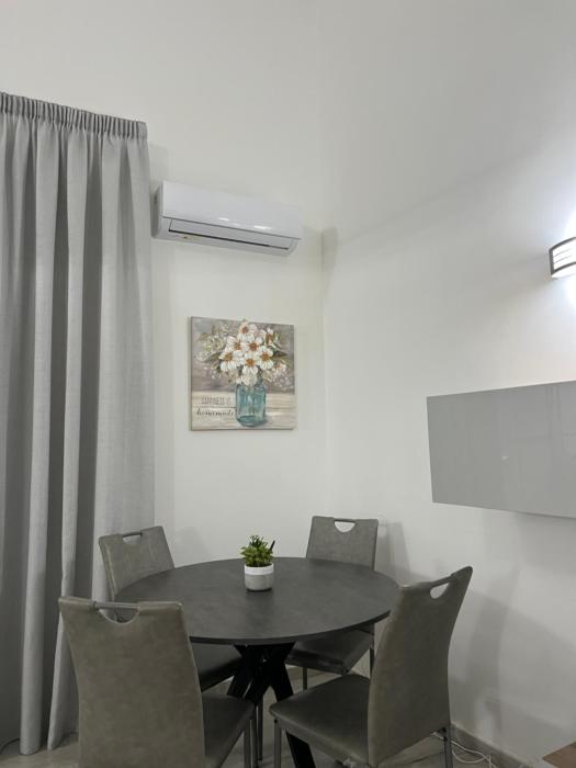 La casa di Tonia-Napoli centro