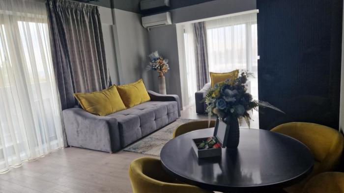 Alecsa 1 Luxury Residence