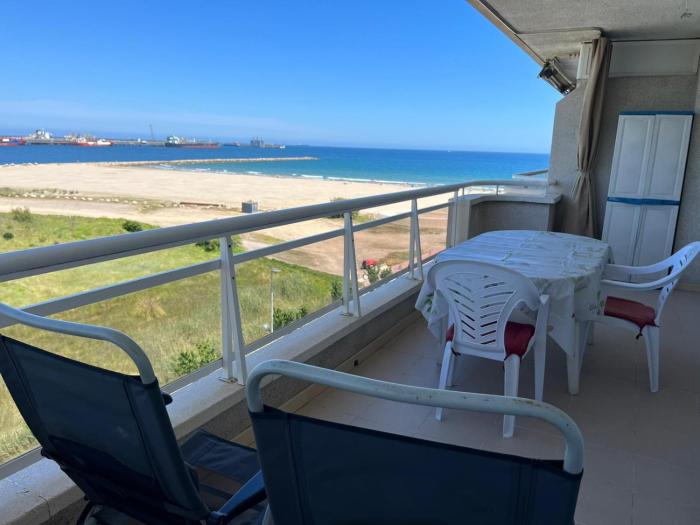 A pie de playa y PortAventuraWorld
