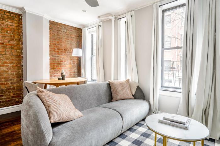 Nolita 1br w wd nr New Museum NYC-1036