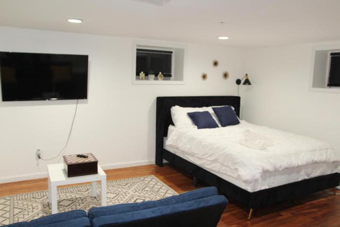 Lovely Private 2 Bedroom Suite near EWRNYC