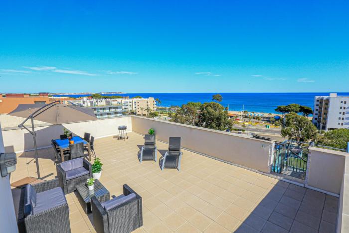 LITORAL COSTA DORADA - AUGUSTA B Only families