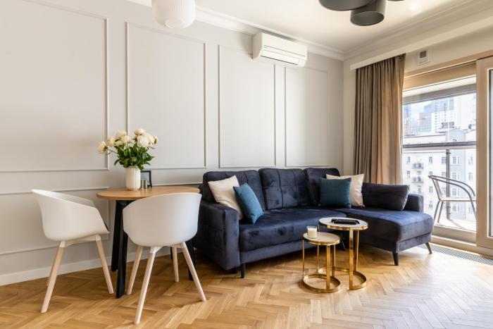 Urban Chic - Luxury Stay at Mennica Residence Warsaw