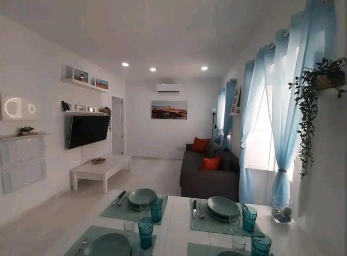 Casa Playa Caleta, a 4 minutos de la playa