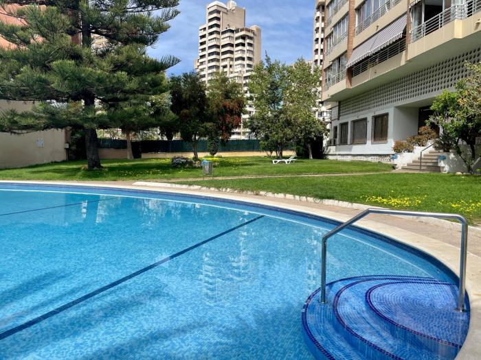 Apartamento para 2 con piscina en La Pinta, planta 18
