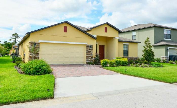 5 Bedrooms with Private Pool close to Disney 1014