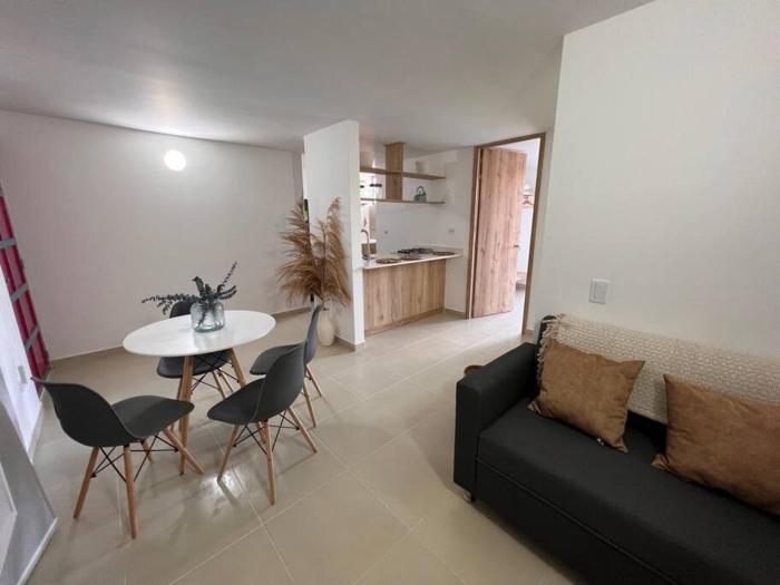 Apto Nuevo, Tranquilo a 5 min Plaza Principal