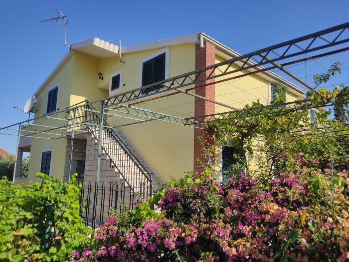 Apartments with parking space Kanica, Rogoznica - 19968