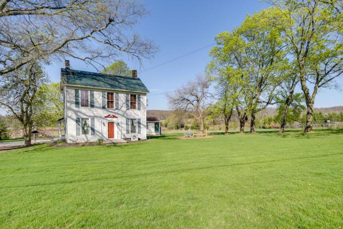 Rustic Wellsville Home - 5 Mi to Roundtop Mountain