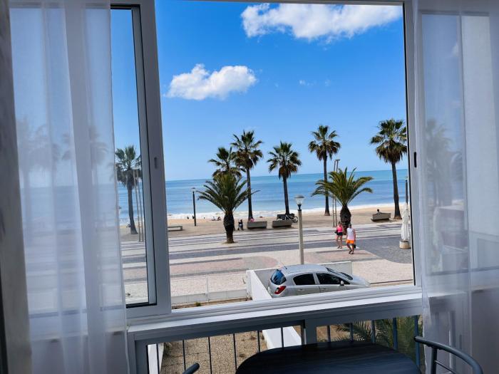 Julias Beach Retreat