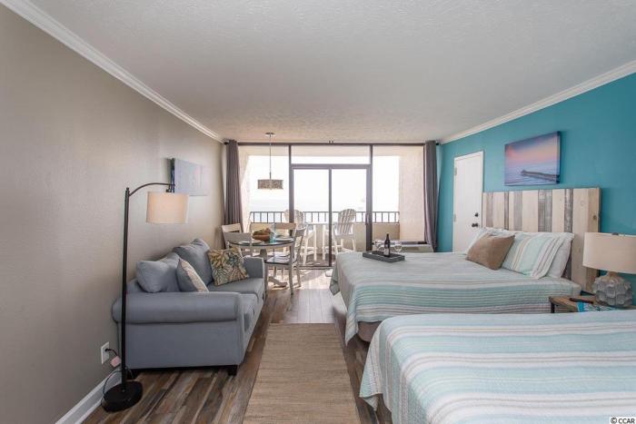 Completely Renovated Double Queen Direct Oceanfront Suite - Ocean Reef 1503 Sleeps 4!