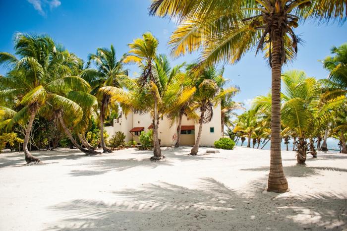 Yum Botic Villa Beach House