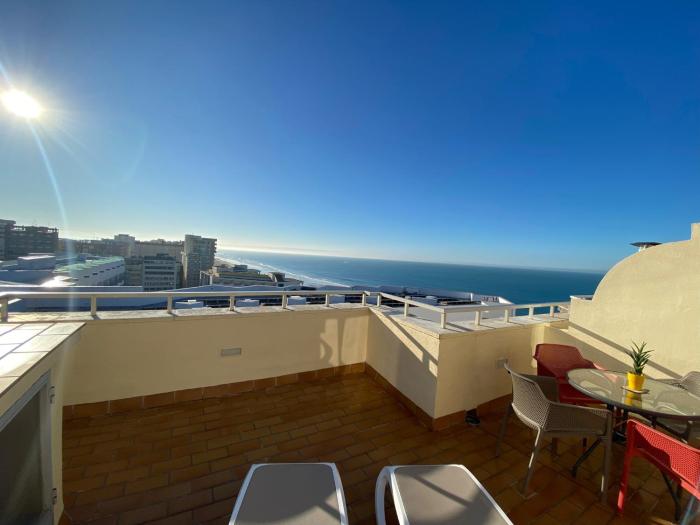 Atico Apartamento Loft Playa Victoria Cadiz