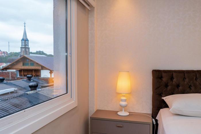 Locar-in Gramado Prédio dentro da Rua Coberta