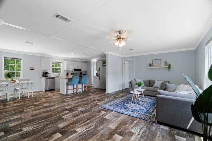 3 King bedrooms - Beautiful New Port Richey