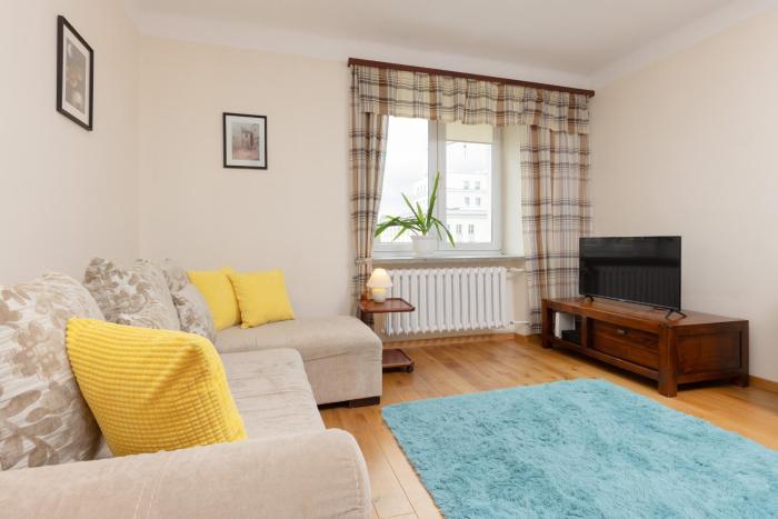 Metro Racławicka Cozy Studio Apartment by Noclegi Renters