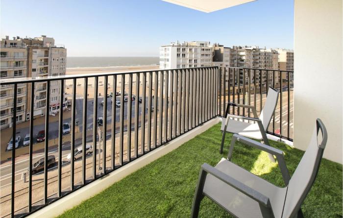 1 Bedroom Lovely Apartment In Oostende