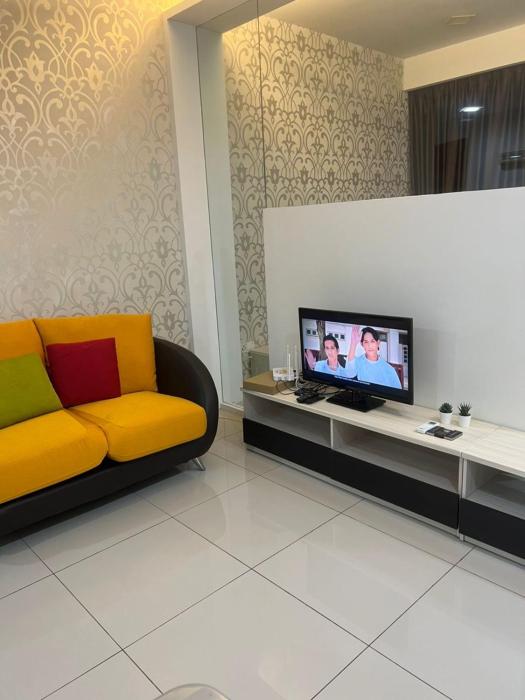20 HoMESTAY COZY STUDIO MOUNT AUSTIN TEBRAU NEAR JUSCO TOPPEN
