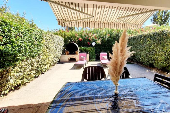 "Perle marines" maison sans vis à vis 200m plage 2 chambres climatisées Piscine dans la residence
