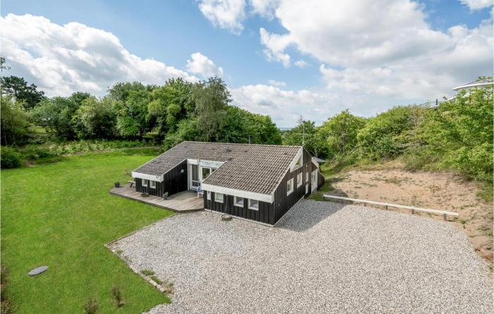 Lovely Home In Ebeltoft With Sauna