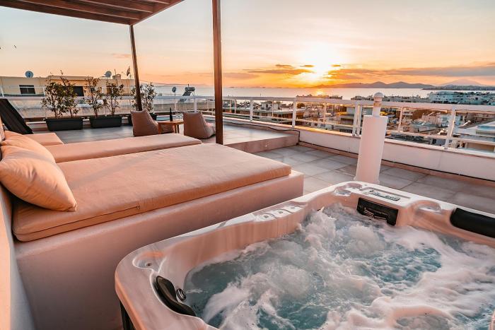 Suites with magical view & jacuzzi