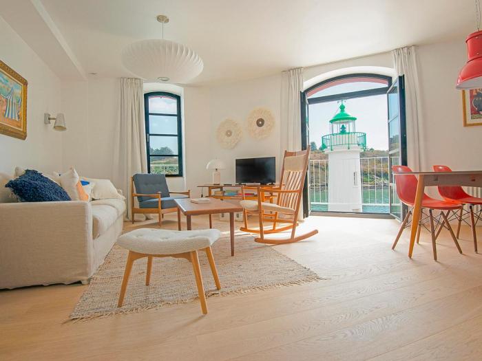 Élégant appartement moderne avec vue sur le port à Sauzon - FR-1-418-188