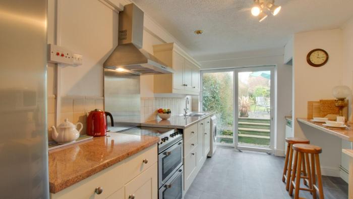2 Bed in Reynoldston oc-hh328