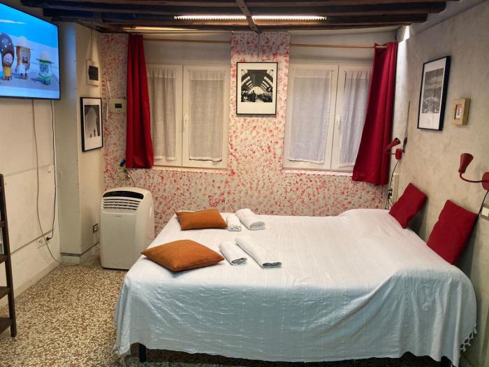 San Marco Orange Nest