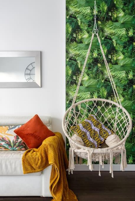 Apt 6P - Standing RER Tram Paris Orly Velizy