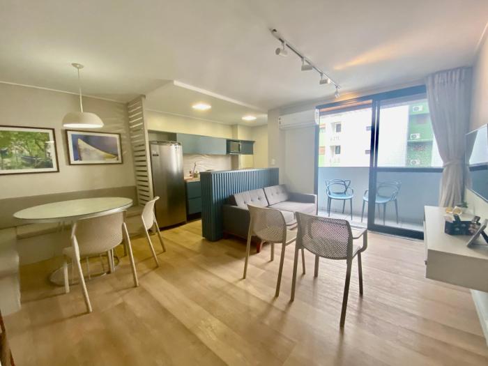 Apto 2 quartos 611 BEIRA MAR PAJUÇARA Luxo