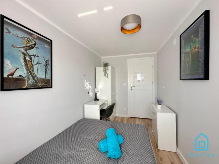 Dali Room -10 Minutes to Gdańsk Old Town & Sea