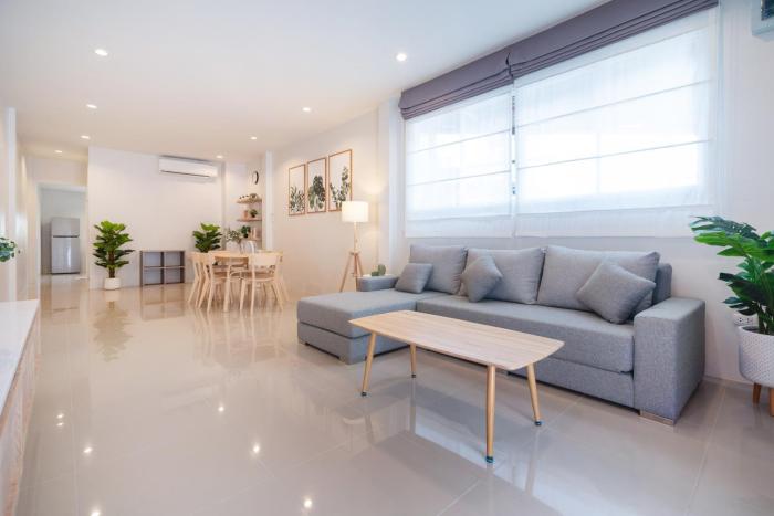 2BR Homey townhome 350M walk to Kata Beach Fully equipped