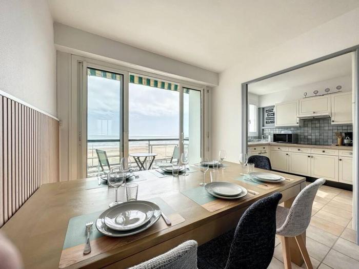 Bord de mer vue panoramique avec parking privé