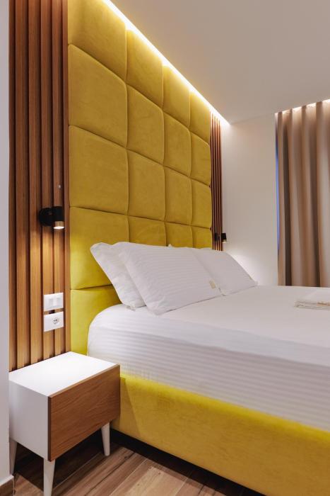 HOTEL RENATO