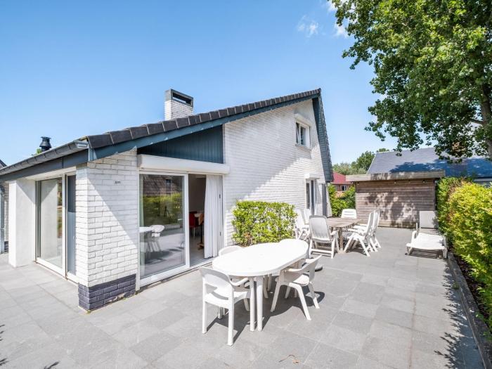Villa in Koksijde with Sunny Terrace
