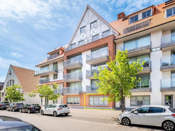 Apartment in St-Idesbald near the Beach