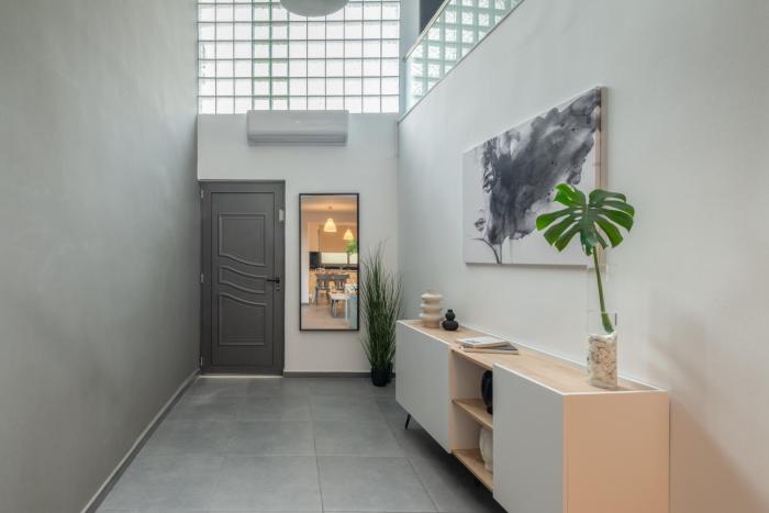 Zen Central Luxury Apartment