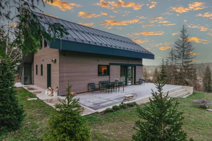 Janinas Dragonfly house