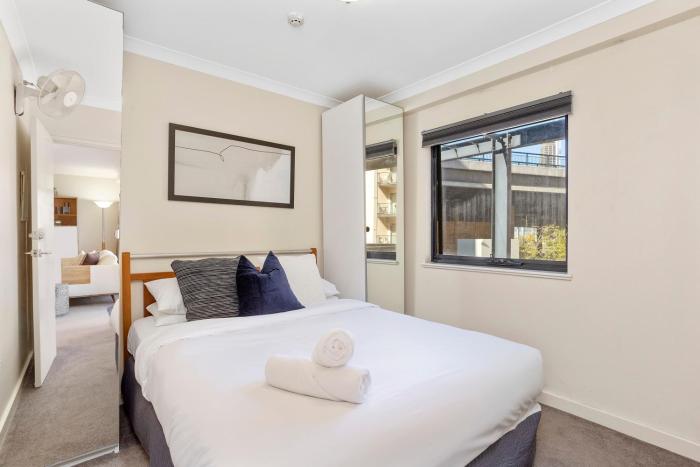 Prime 2BR Suite on Mounts Bay Road
