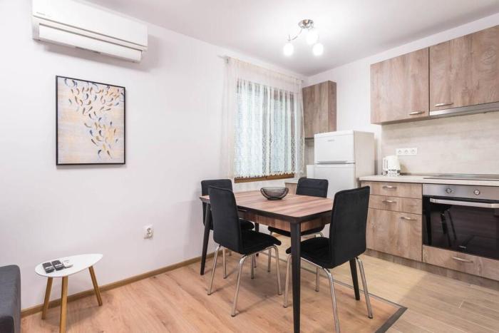 Peaceful Central Place - Vazov street