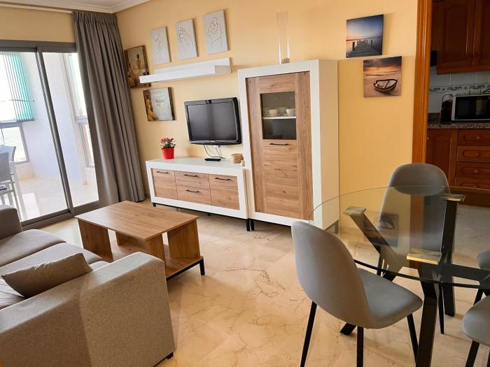 Gemelos XX Playa Levante Zarita