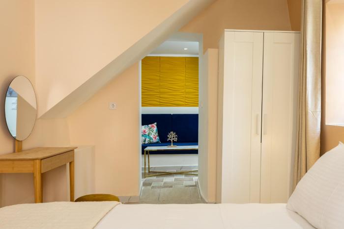 Ydragogeio Rooms Old Town
