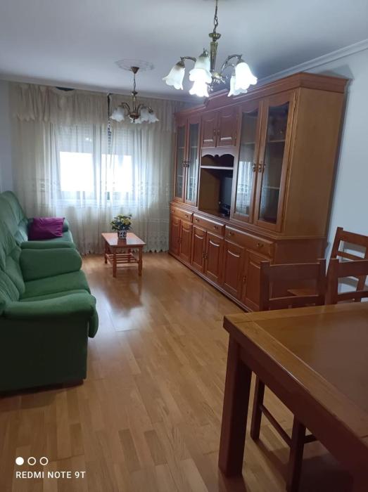 apartamento de dos habitaciones en Quiroga