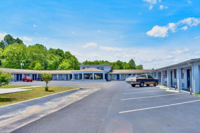 Rodeway Inn Swainsboro